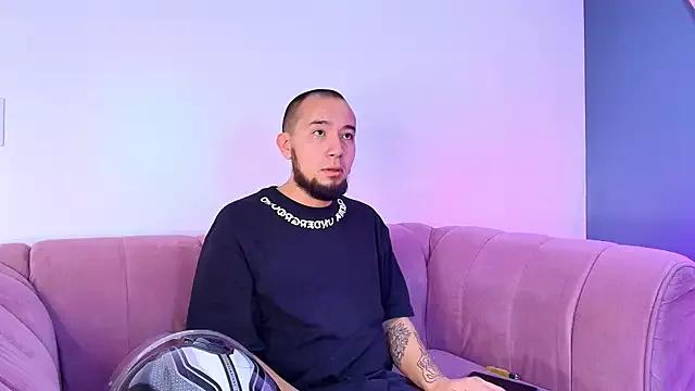 Kurttsinner from StripChat is Freechat