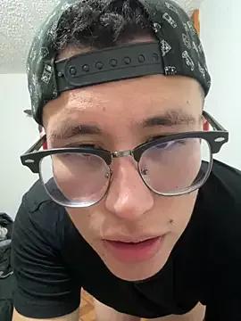 Kurtxxx22 webcams show profile image 