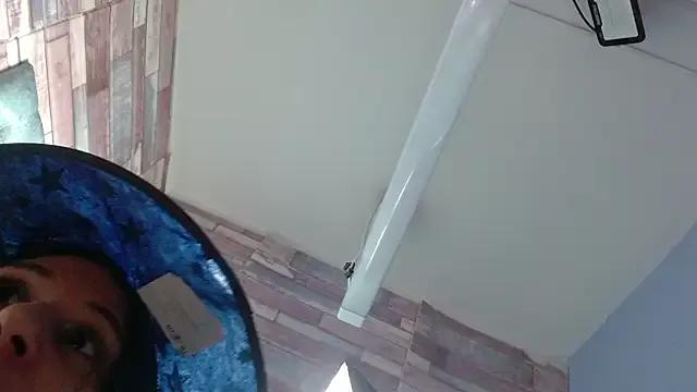 Kylie_Bloom from StripChat is Freechat