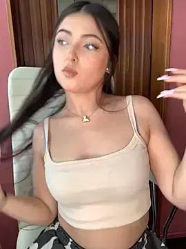 KyliePink_ from StripChat is Freechat
