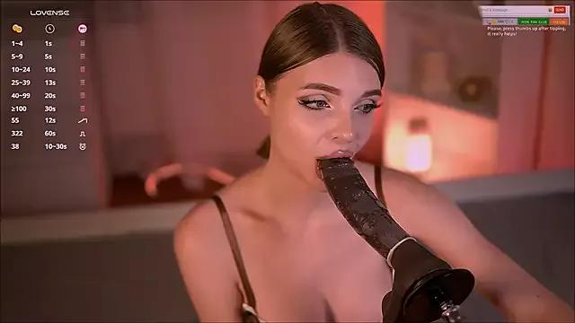 l0lidream_ from StripChat is Freechat