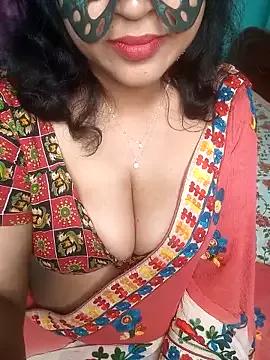 Laaly_Sona from StripChat