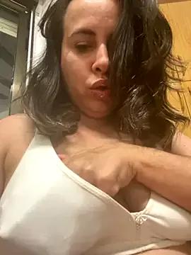 laarti from StripChat