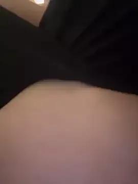 laarti from StripChat