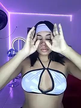 Photos of LABARBIEBLANCA from StripChat is Freechat