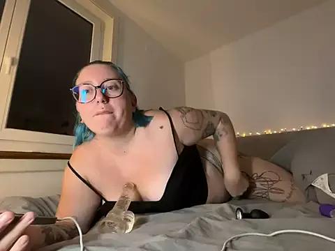 lablonde2025 from StripChat is Freechat