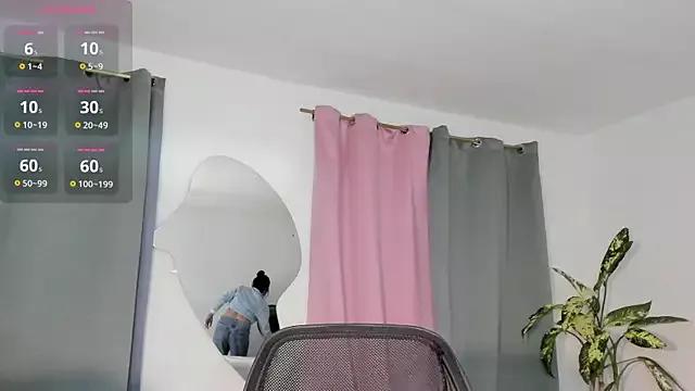 Lady_Rey from StripChat is Freechat