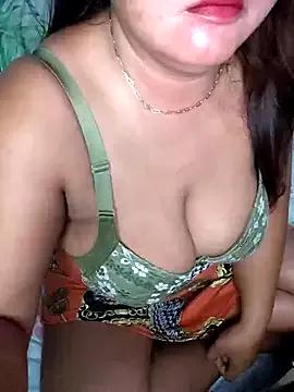 lady_rosie from StripChat is Freechat