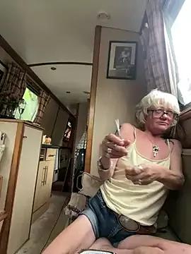 ladyboatlady from StripChat is Freechat
