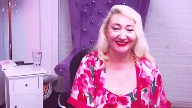 LadyKriss webcams show profile image 