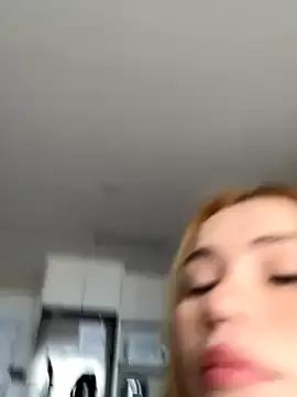 LaineLoirinha webcams show profile image 