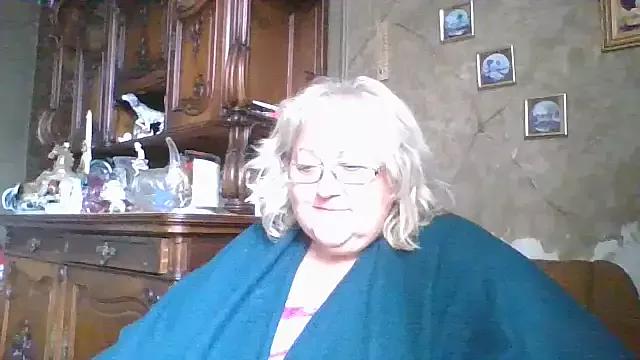 Lala-Love56 from StripChat