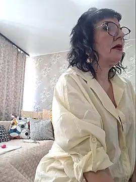 LaliaMia from StripChat
