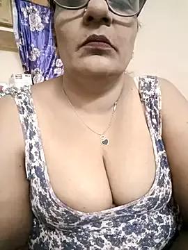 Lalli-Sexy from StripChat