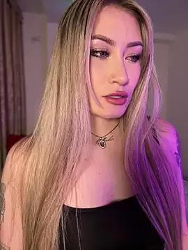 Lally_Valencia__ from StripChat
