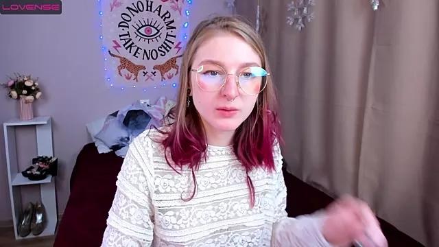Lana_Delmar from StripChat