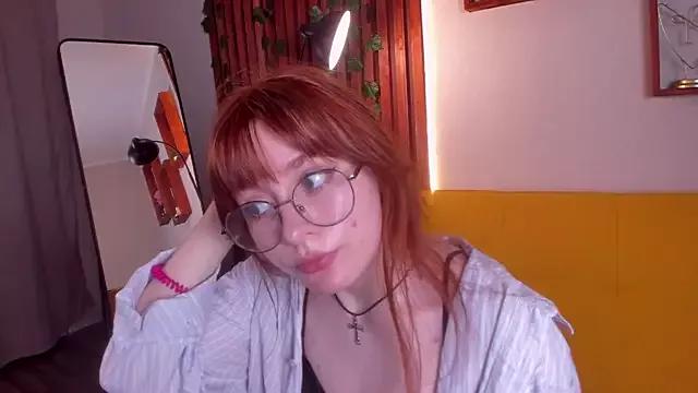 LanaAirlie from StripChat