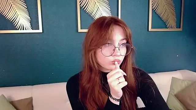 LanaAirlie from StripChat