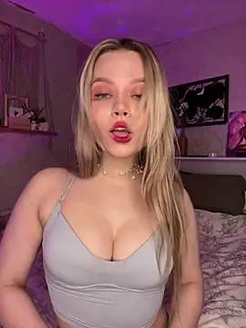 LanaLans from StripChat