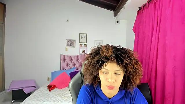 Lara17_ from StripChat