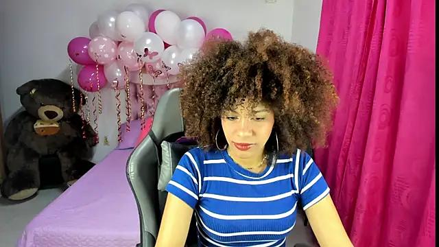 Lara17_ from StripChat