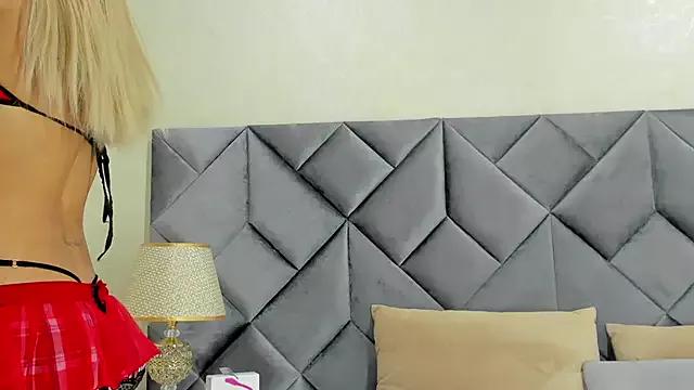 lara_wolf from StripChat is Freechat