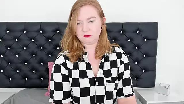 LaraDream from StripChat