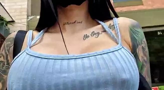 LaraHenao from StripChat