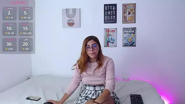 Laramucci from StripChat