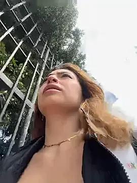 larsonbeverly from StripChat is Freechat