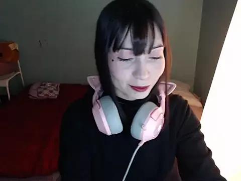 latinpetit from StripChat is Freechat