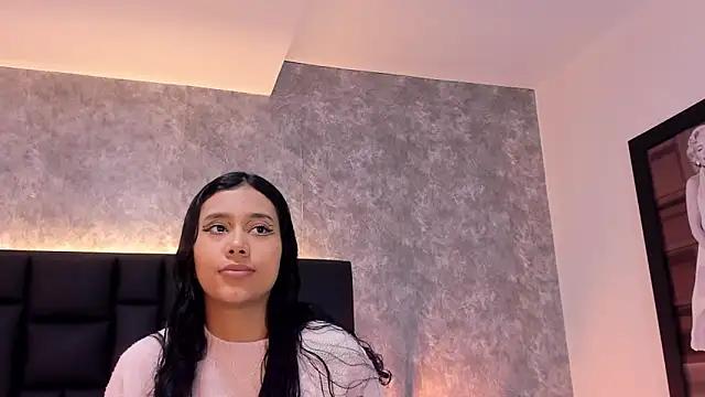 laura_smith33 from StripChat is Freechat
