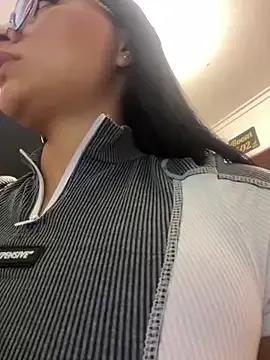 LauraGil_ from StripChat is Freechat