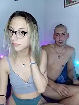 Laurazec webcams show profile image 