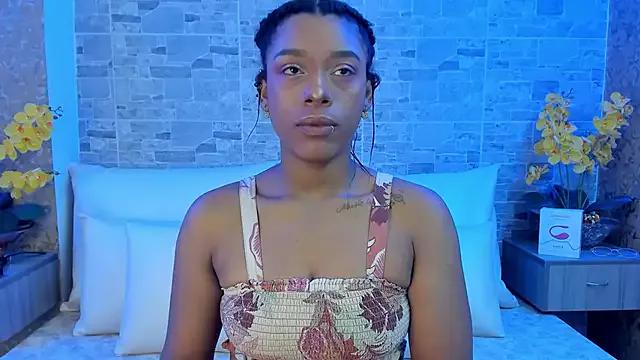 Lauren_Cruz from StripChat is Freechat