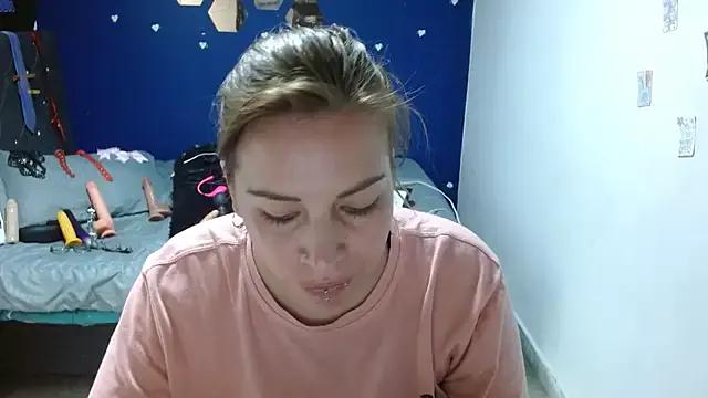 layanafuckhardass from StripChat