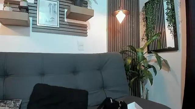 Layla_707 from StripChat