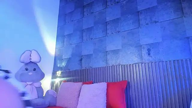 Layla_Cullen from StripChat