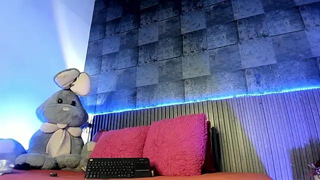 Layla_Cullen from StripChat