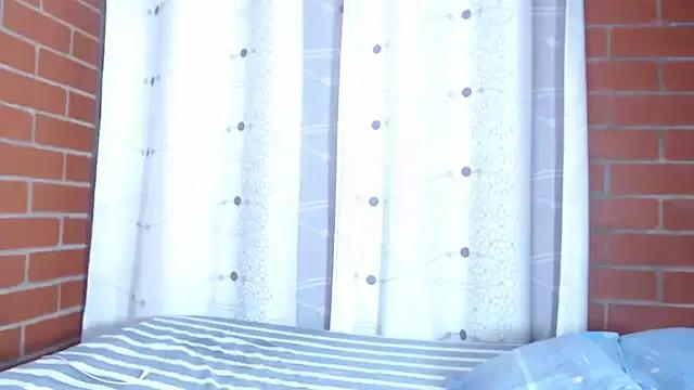 layla_lux_ from StripChat