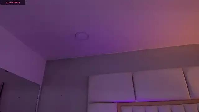 LaylaDoll_ from StripChat