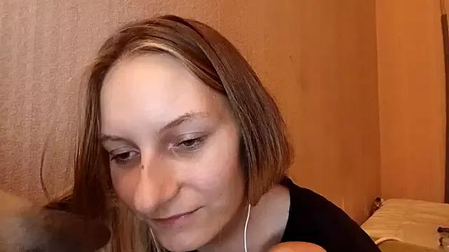 Laytafltsmile webcams show profile image 