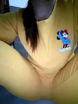 Lazzikaka webcams show profile image 