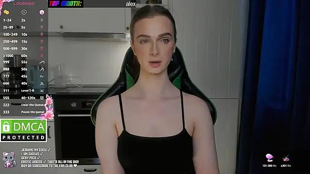 Lee_Loo from StripChat
