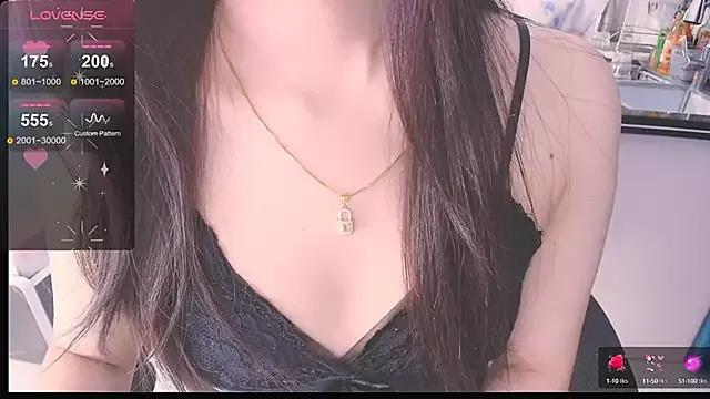 Lee_Mi from StripChat