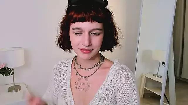 LeelooYolo webcams show profile image 