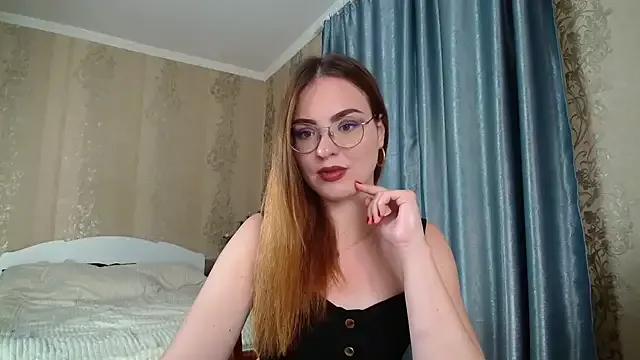 Leila_Kissyu from StripChat