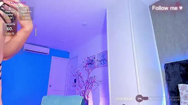 LeilaHiuston from StripChat