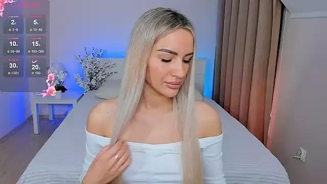 Leilalav from StripChat