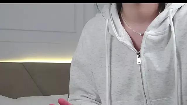 LeilaLow from StripChat